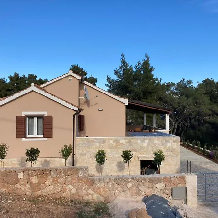 Tara House * Zavala