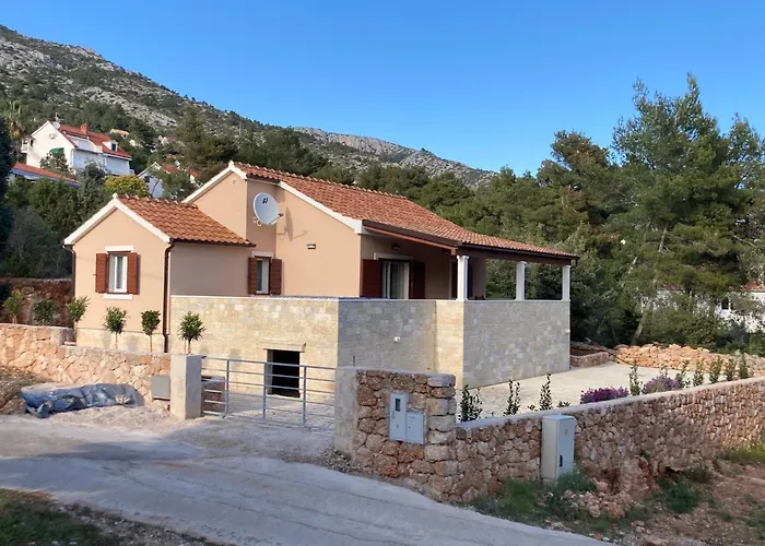 Tara House *
