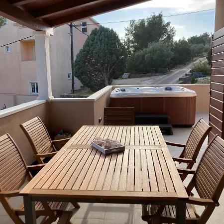 Tara House * 萨瓦拉