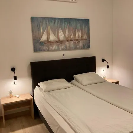 Tara House Villa Zavala
