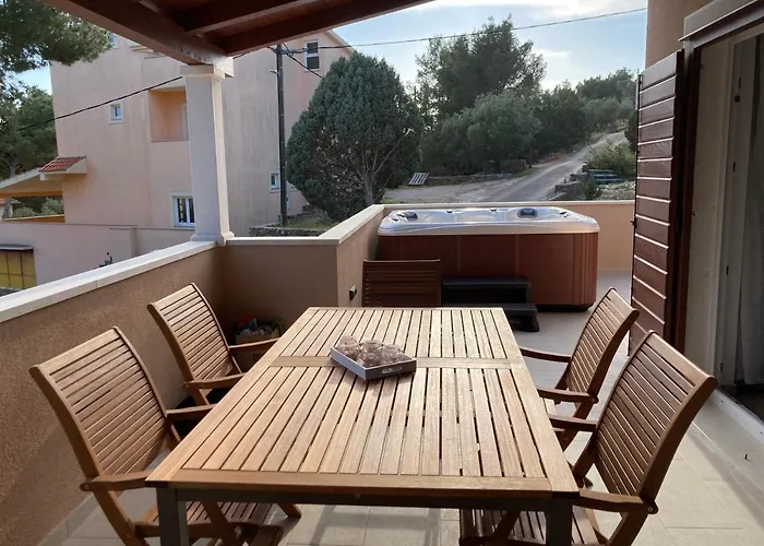 Tara House * 萨瓦拉